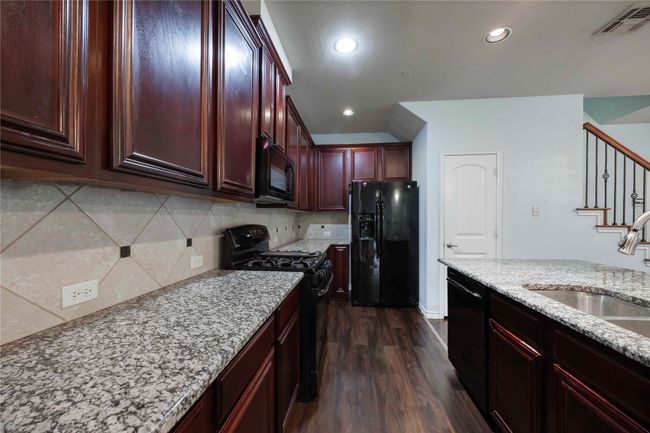 8901 Whitehead St, Townhouse with 4 bedrooms, 3 bathrooms and null parking in McKinney TX | Image 11
