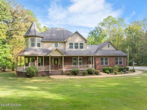 2400 Sand Ridge Bargerton Rd, Lexington, TN, 38351-6364 | Card Image