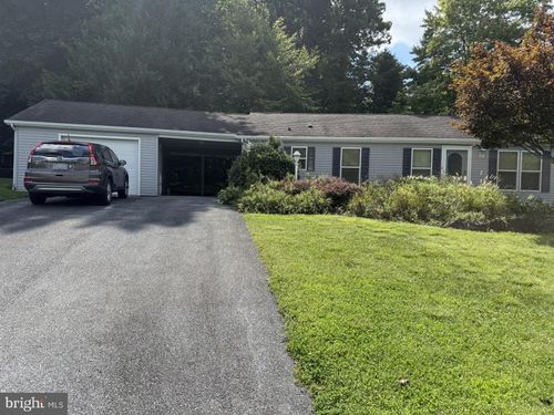 1002 Hemlock Cir, MANHEIM, PA, 17545-8949 | Card Image