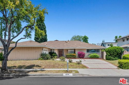 19131 Tulsa St, Porter Ranch, CA, 91326-2644 | Card Image