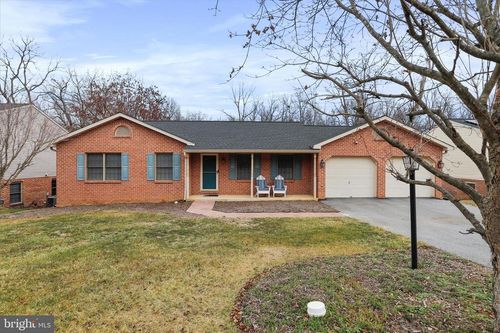 165 Stanford Rd, HAGERSTOWN, MD, 21742-4524 | Card Image