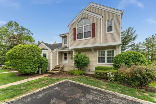 398 Terrace Ln, Bedminster, NJ, 07921-1927 | Card Image
