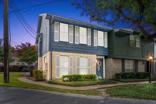 50-10011 Knoboak Dr, Houston, TX, 77080-6451 | Card Image