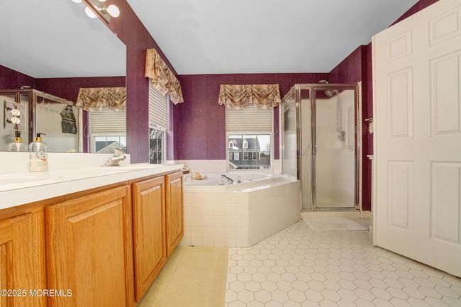 19 Winged Foot Dr, House other with 4 bedrooms, 3 bathrooms and null parking in Manalapan NJ | Image 36