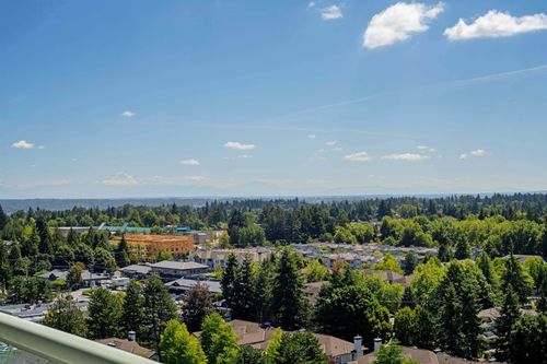 1605-15030 101 Ave, Surrey, BC, V3R0N3 | Card Image