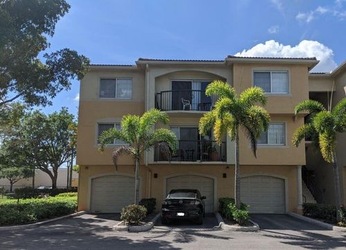 1003-1000 Crestwood Ct S, Royal Palm Beach, FL, 33411-4914 | Card Image