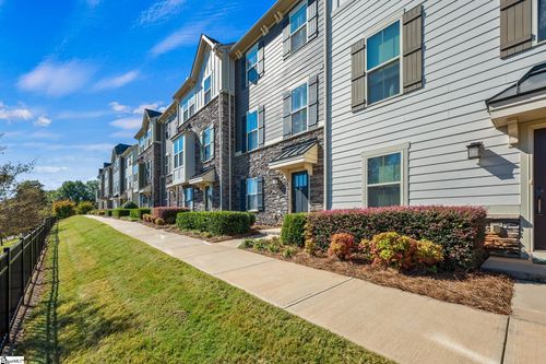 35 Itasca Dr, Greenville, SC, 29609-5000 | Card Image