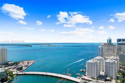 4011-495 Brickell Ave, Miami, FL, 33131-2861 | Card Image