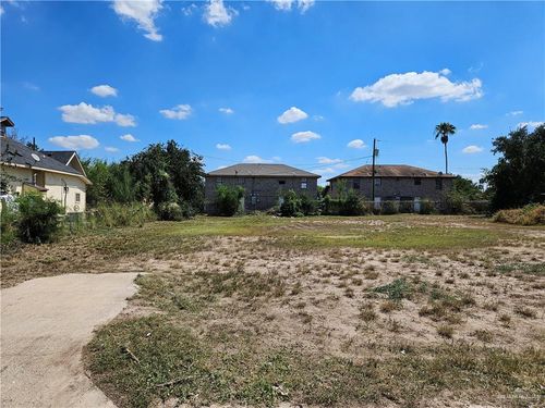 307 S 29th St, McAllen, TX, 78501-7624 | Card Image