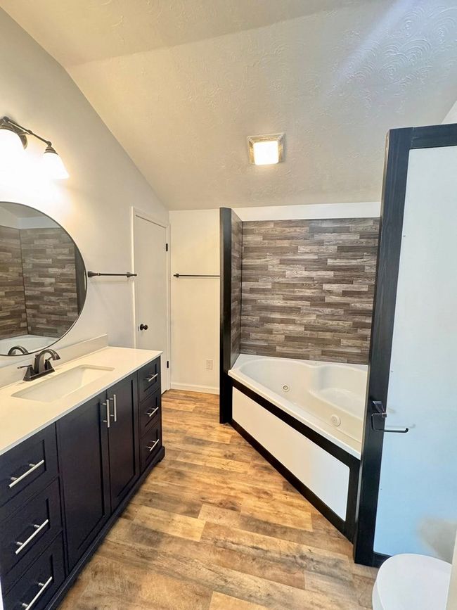 18437 Governor G C Peery Hwy, House other with 3 bedrooms, 2 bathrooms and null parking in Pounding Mill VA | Image 22