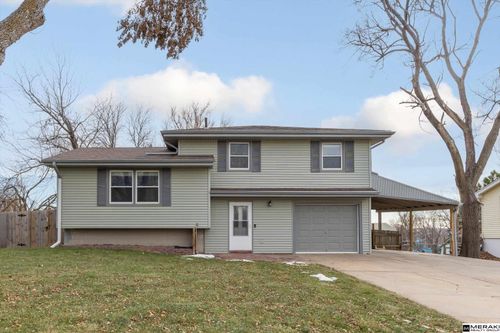18921 Grant St, Elkhorn, NE, 68022-1527 | Card Image