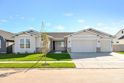 2246 N Desert Lily Ave, House other with 3 bedrooms, 3 bathrooms and 3 parking in Star ID | Image 1