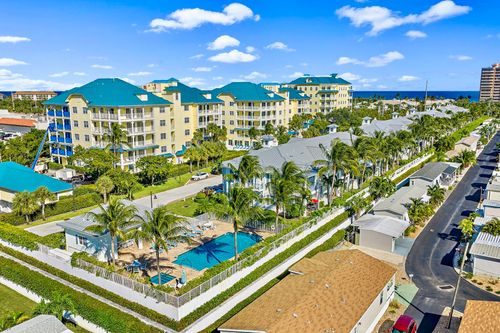 138 Ocean Breeze Dr, Juno Beach, FL, 33408-1100 | Card Image