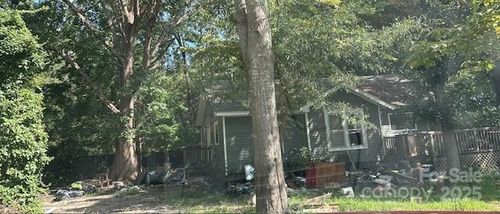 101 Melvin Ct, Grover, NC, 28073-9558 | Card Image