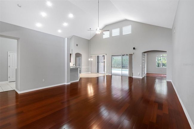 16522 Ivy Lake Dr, House other with 4 bedrooms, 3 bathrooms and null parking in ODESSA FL | Image 6