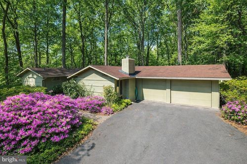 9508 Michaels Ct, BETHESDA, MD, 20817-2214 | Card Image