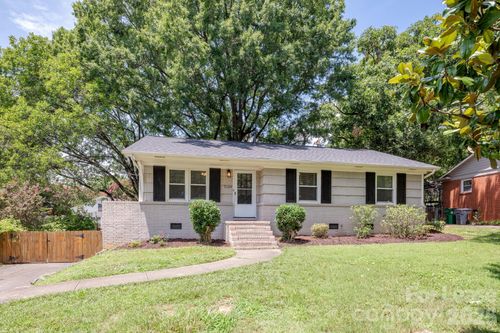 1129 Eastview Dr, Charlotte, NC, 28211-1562 | Card Image