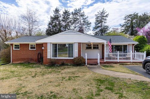 1730 Concord Dr, Charlottesville, VA, 22901-3161 | Card Image