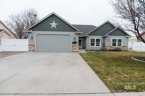 2061 Uehlin Dr, Payette, ID, 83661-5145 | Card Image