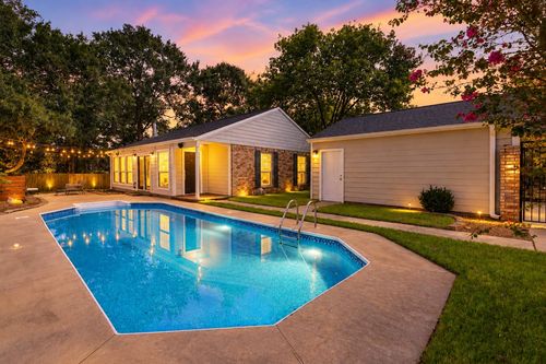 69 Wind Whisper Ct, The Woodlands, TX, 77380-2850 | Card Image