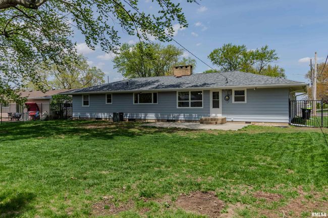 501 W High St, House other with 3 bedrooms, 2 bathrooms and null parking in Roanoke IL | Image 11