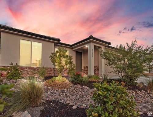 4589 S Sophia Ln, Washington, UT, 84780-2138 | Card Image