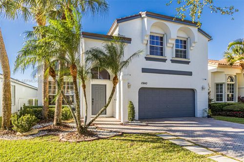 15842 Nw 10th St, Pembroke Pines, FL, 33028-1605 | Card Image