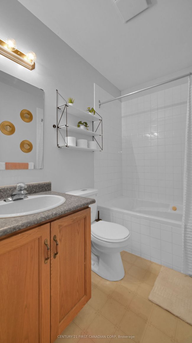 126 Scott St, House other with 3 bedrooms, 2 bathrooms and 4 parking in Strathroy ON | Image 13