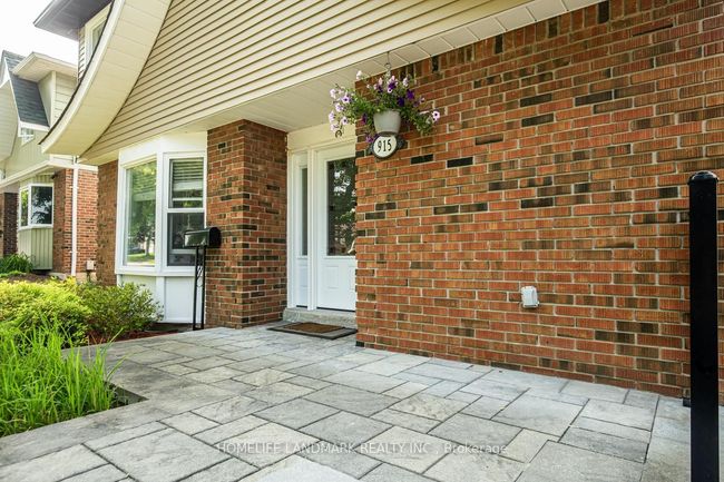 915 Harding St, House other with 3 bedrooms, 2 bathrooms and 3 parking in Whitby ON | Image 5