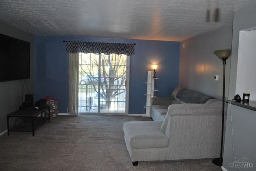 5761 Hanley Close, Milford, OH, 45150-6506 | Card Image