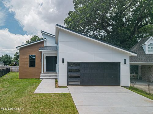 1803 Burton Ave, Gulfport, MS, 39507-1008 | Card Image