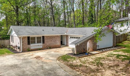 3220 Foxwood Trl Se, Smyrna, GA, 30082-2402 | Card Image