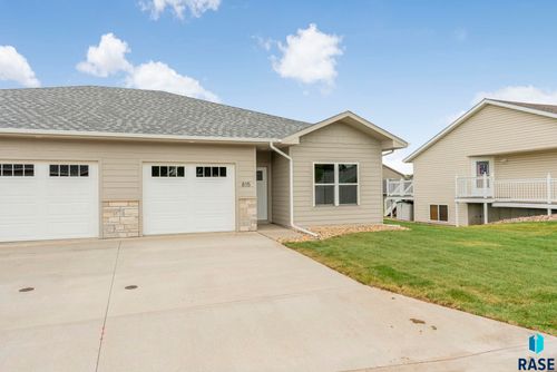 815 N Marquette Ave, Sioux Falls, SD, 57110 | Card Image