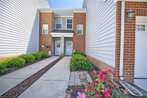 9 Franklin Ln, Poquoson, VA, 23662-1655 | Card Image