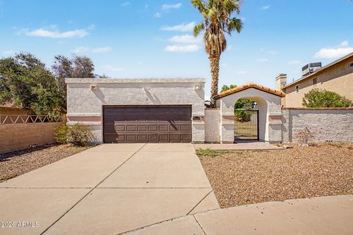 1510 E Taro Ln, Phoenix, AZ, 85024-2362 | Card Image