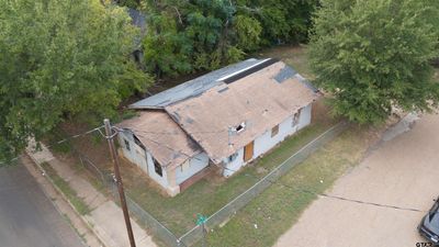 801 W Bow St., House other with 3 bedrooms, 1 bathrooms and null parking in Tyler TX | Image 3