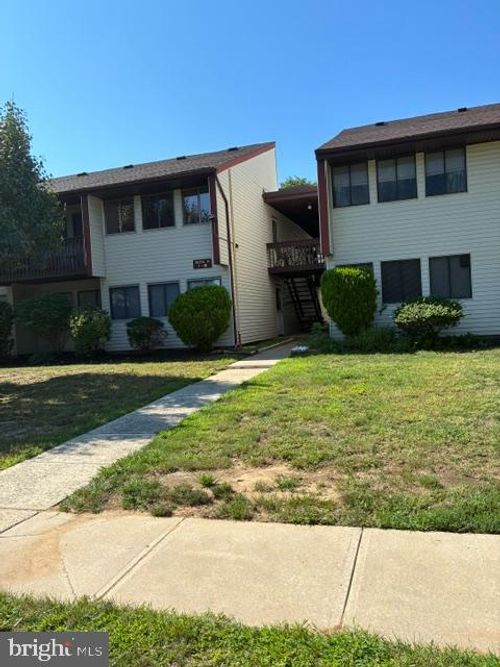 6 Avon Dr, HIGHTSTOWN, NJ, 08520 | Card Image