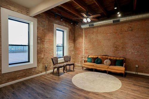 c-210 E Washington Ave, Navasota, TX, 77868-3028 | Card Image