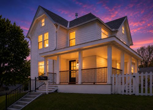 109 Pine St E, Stillwater, MN, 55082-5108 | Card Image