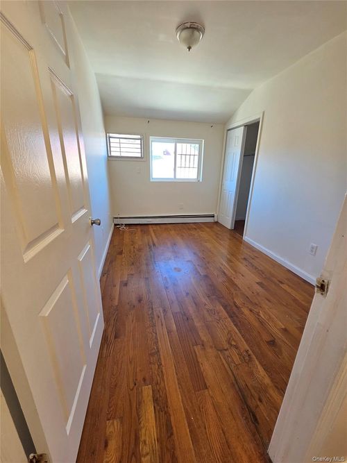 128 Pugsley Avenue, New York, NY, 10473 | Card Image