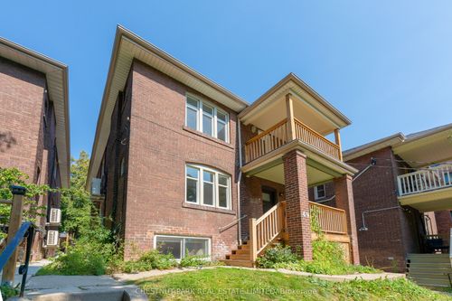b-49 Springmount Ave, Toronto, ON, M6H2Y5 | Card Image