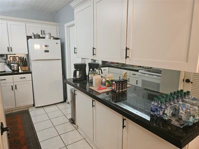 102-B - 669 W Oakland Park Blvd, Condo with 1 bedrooms, 1 bathrooms and null parking in Oakland Park FL | Image 2