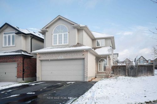 16 Linke Pl, Guelph, ON, N1E0G2 | Card Image