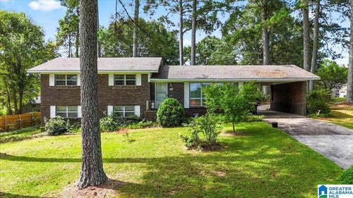 700 Saundra Ln Ne, Cullman, AL, 35055-6013 | Card Image