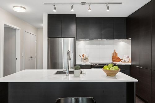 506-1679 Lloyd Avenue, North Vancouver, BC, V7P0A9 | Card Image