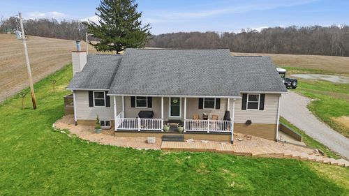 4190 Township Road 143 Ne, Somerset, OH, 43783-9763 | Card Image