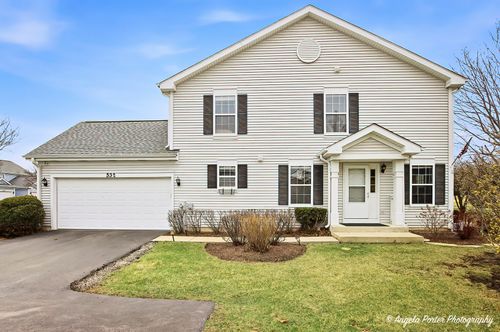 532 Jennifer Cir, Mundelein, IL, 60060-4110 | Card Image