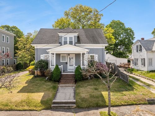 51 Gifford St, Brockton, MA, 02301-5038 | Card Image