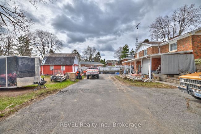 1317 Pelham St, House other with 3 bedrooms, 2 bathrooms and 6 parking in Pelham ON | Image 10