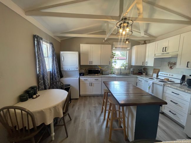 792 Alamo Beach Rd, House other with 6 bedrooms, 5 bathrooms and null parking in Pipe Creek TX | Image 71